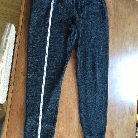 2 PAIRS OF SWEATPANTS FROM CAMPUS CREW - Picture 6 of 10